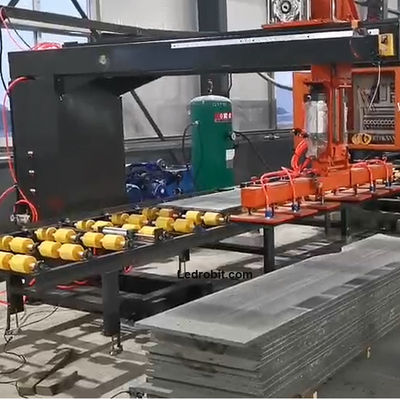 300kg 3500Mm Sistema de carga y descarga Control automático del PLC