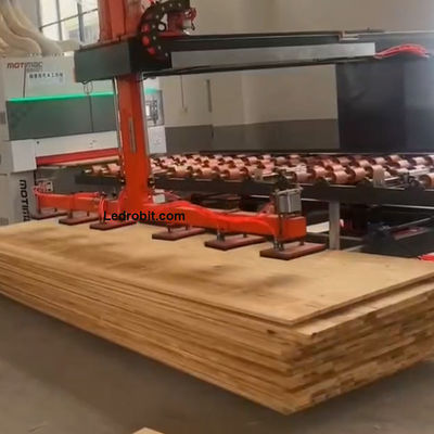Máquina de carga y descarga controlada por PLC Máquina de carga y descarga de madera personalizada